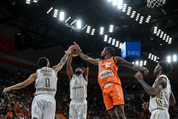 事的缺席 事的缺席